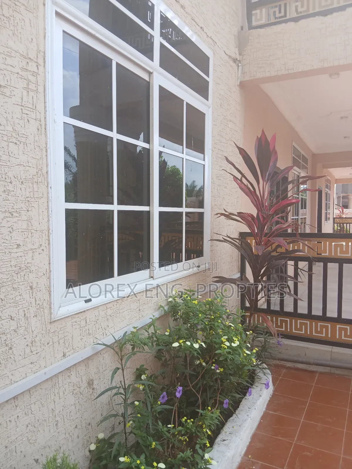 3bdrm Apartment in Rowi, Adenta for rent