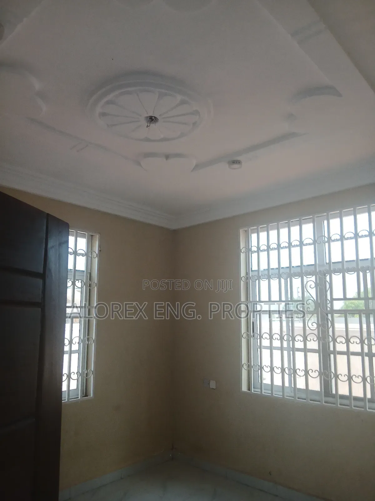 3bdrm Apartment in Rowi, Adenta for rent