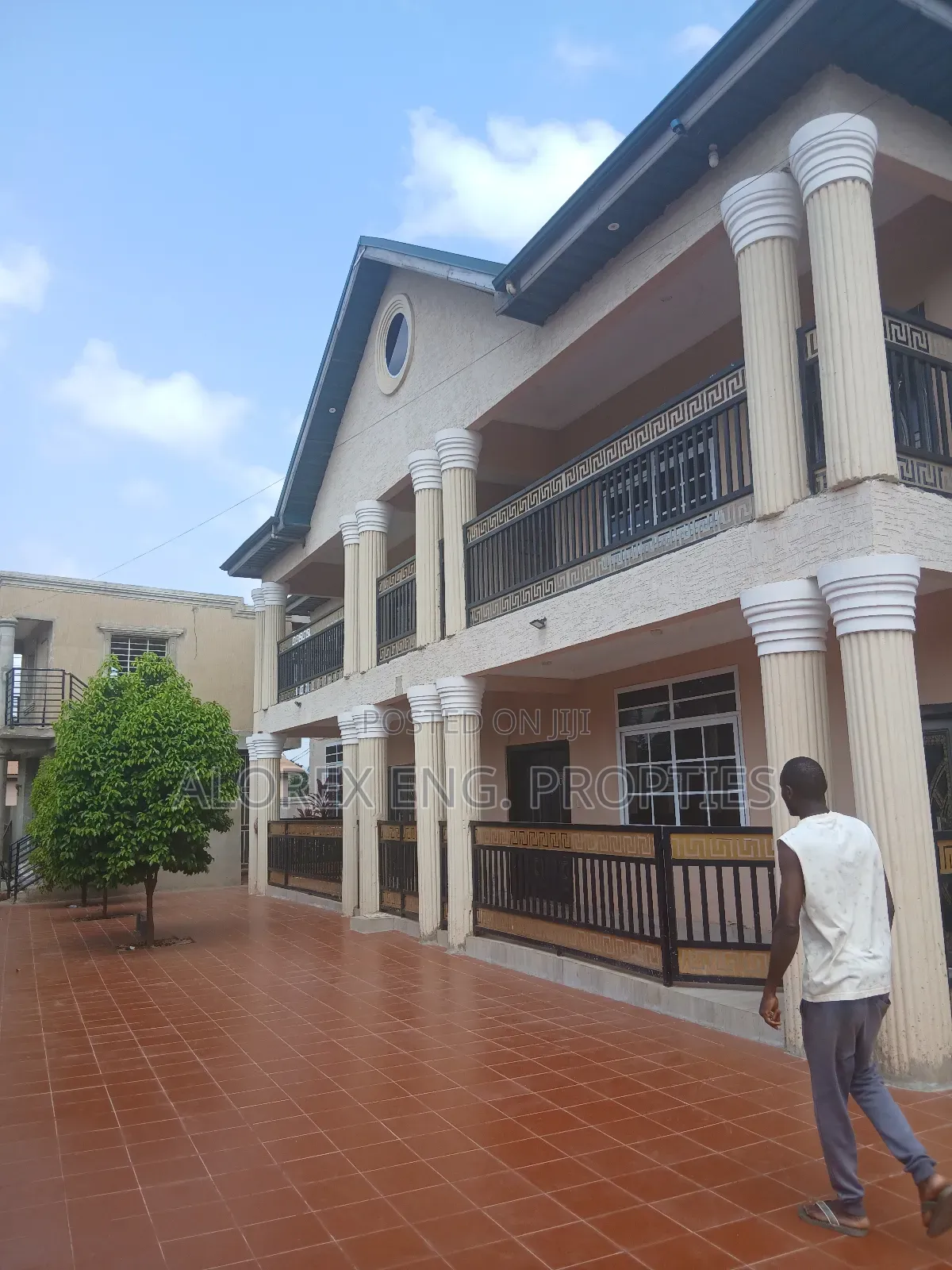 3bdrm Apartment in Rowi, Adenta for rent