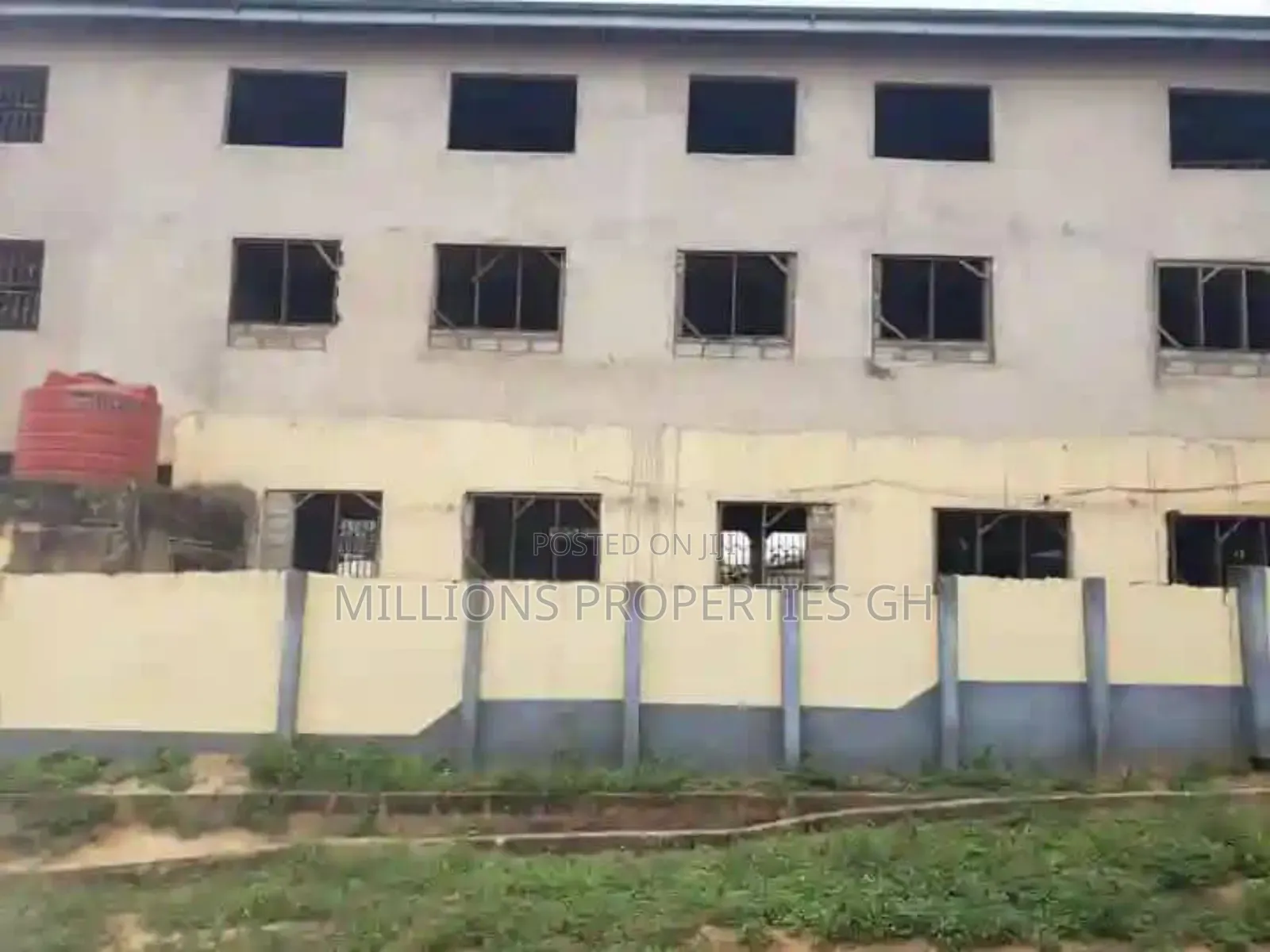 School 4sale Ablekuma