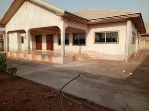5bdrm House in Red Top Area for sale