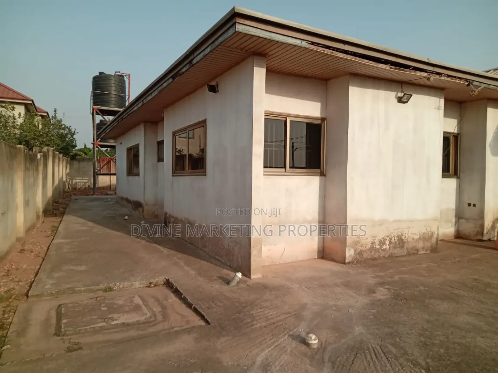 5bdrm House in Red Top Area for sale