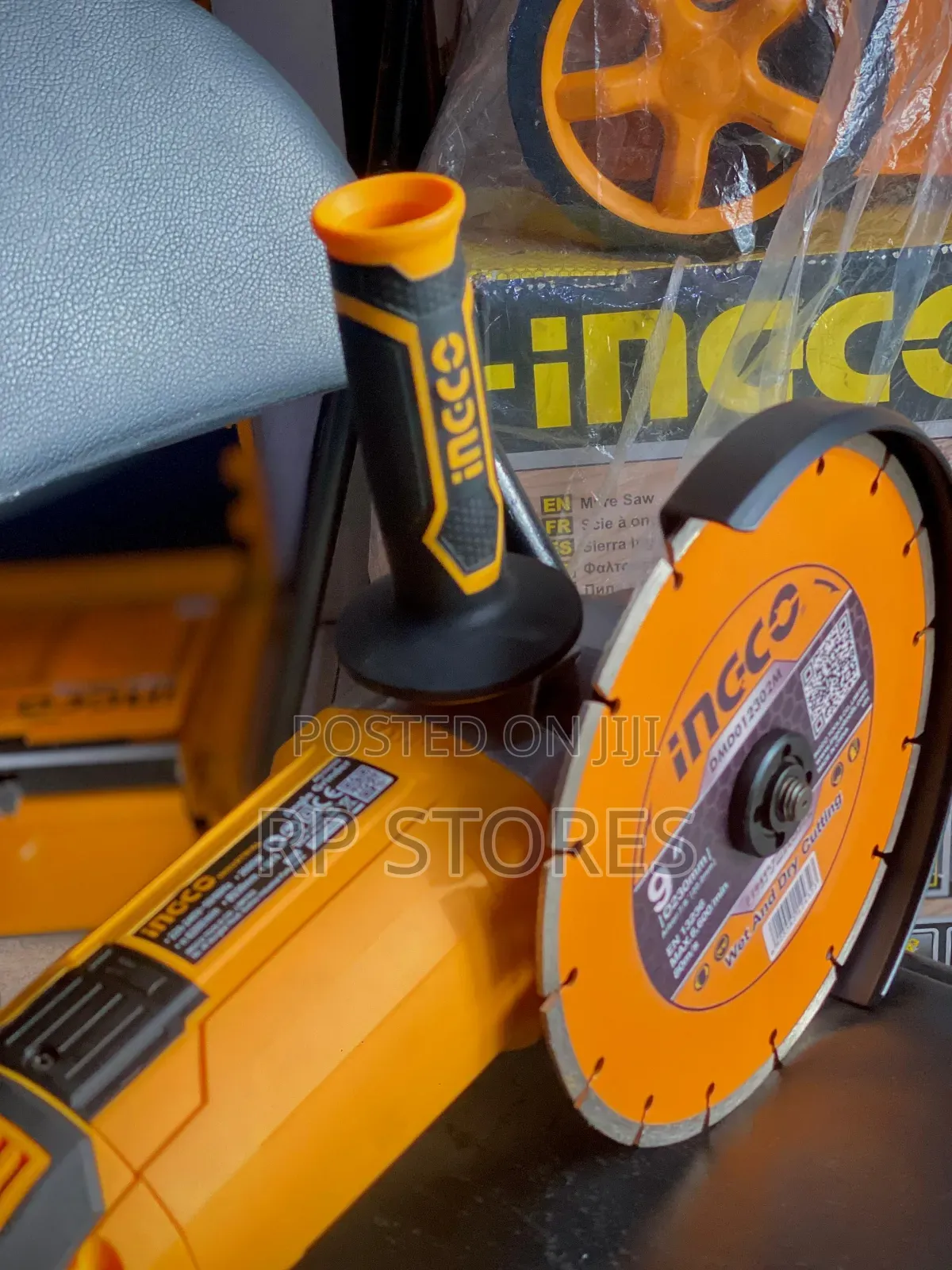 Ingco Angle Grinder 2400w With Dics