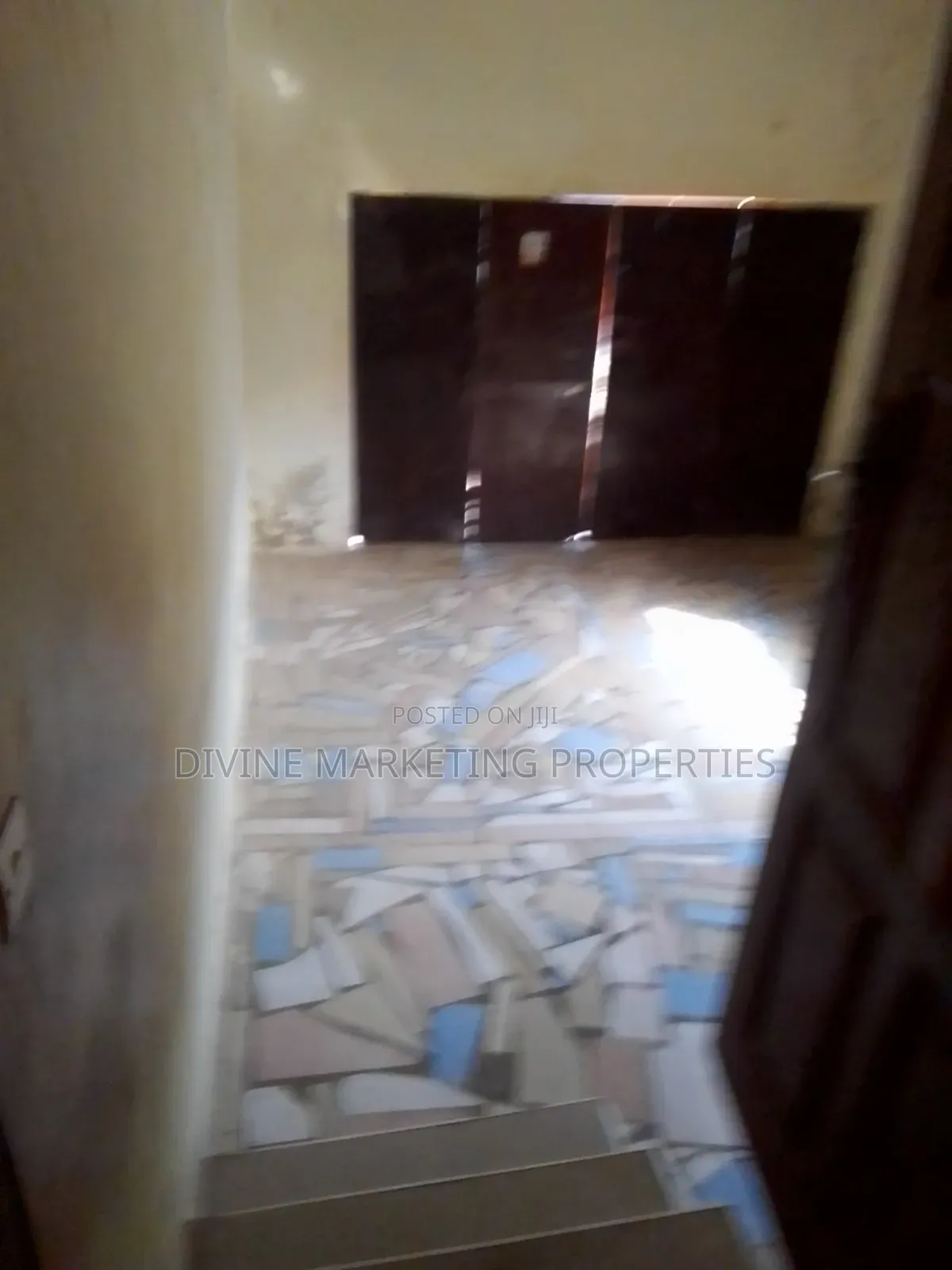 6bdrm House in Gbawe Bulemin for sale