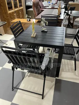 4 Seater Restaurant Table / Dining Table