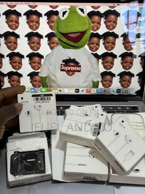 Original Apple Usb (Type) C Earpods