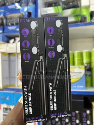 R16k Selfie Stick