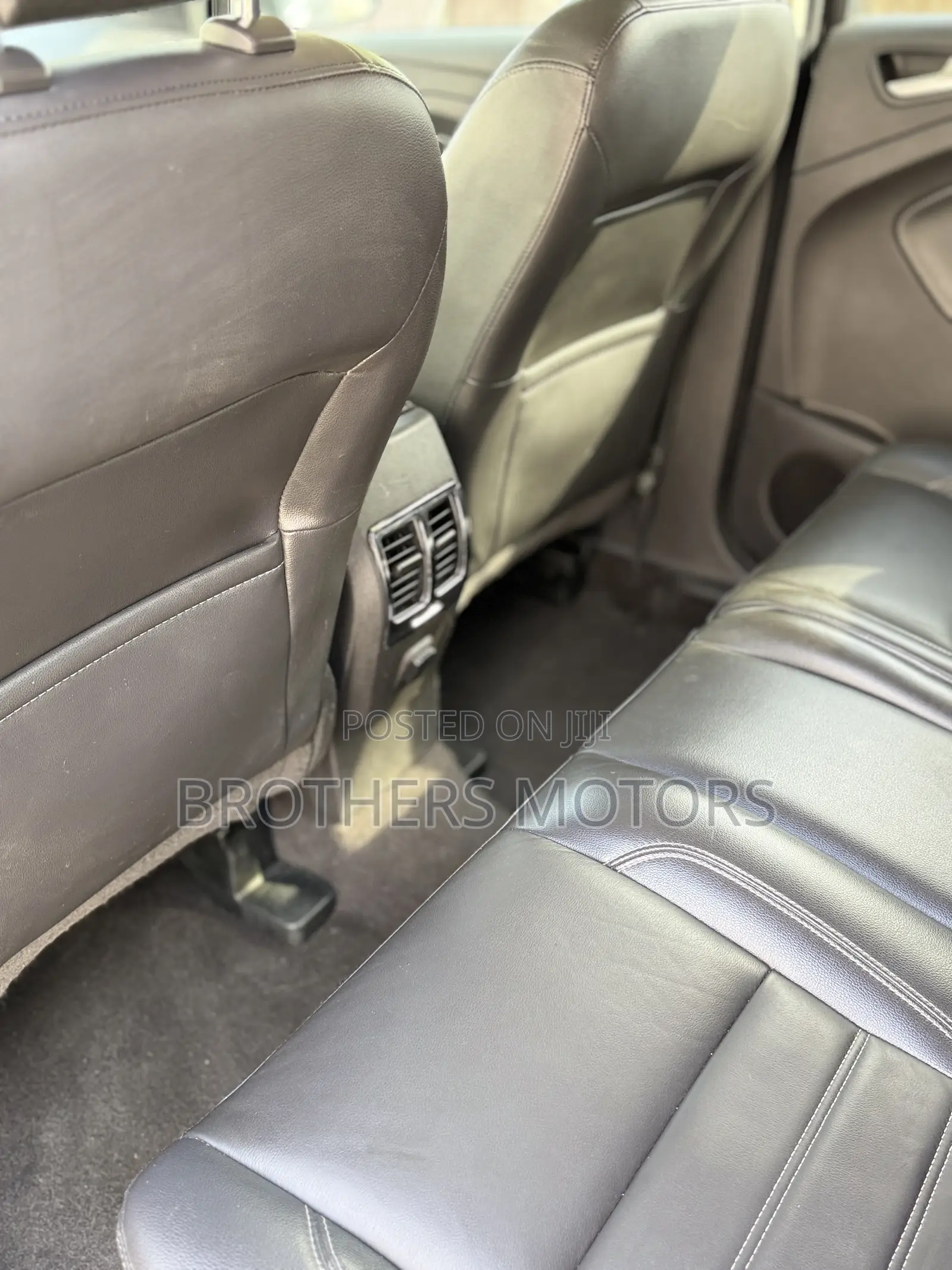 Ford Escape SEL FWD 2018 Gray