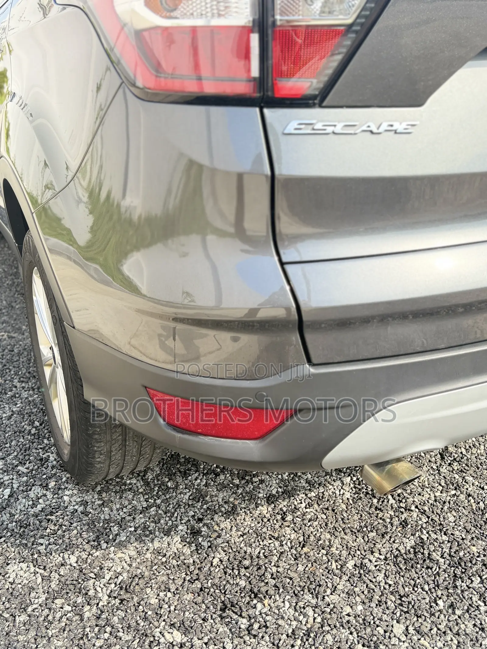Ford Escape SEL FWD 2018 Gray