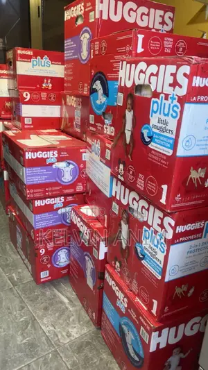 Huggies Plus