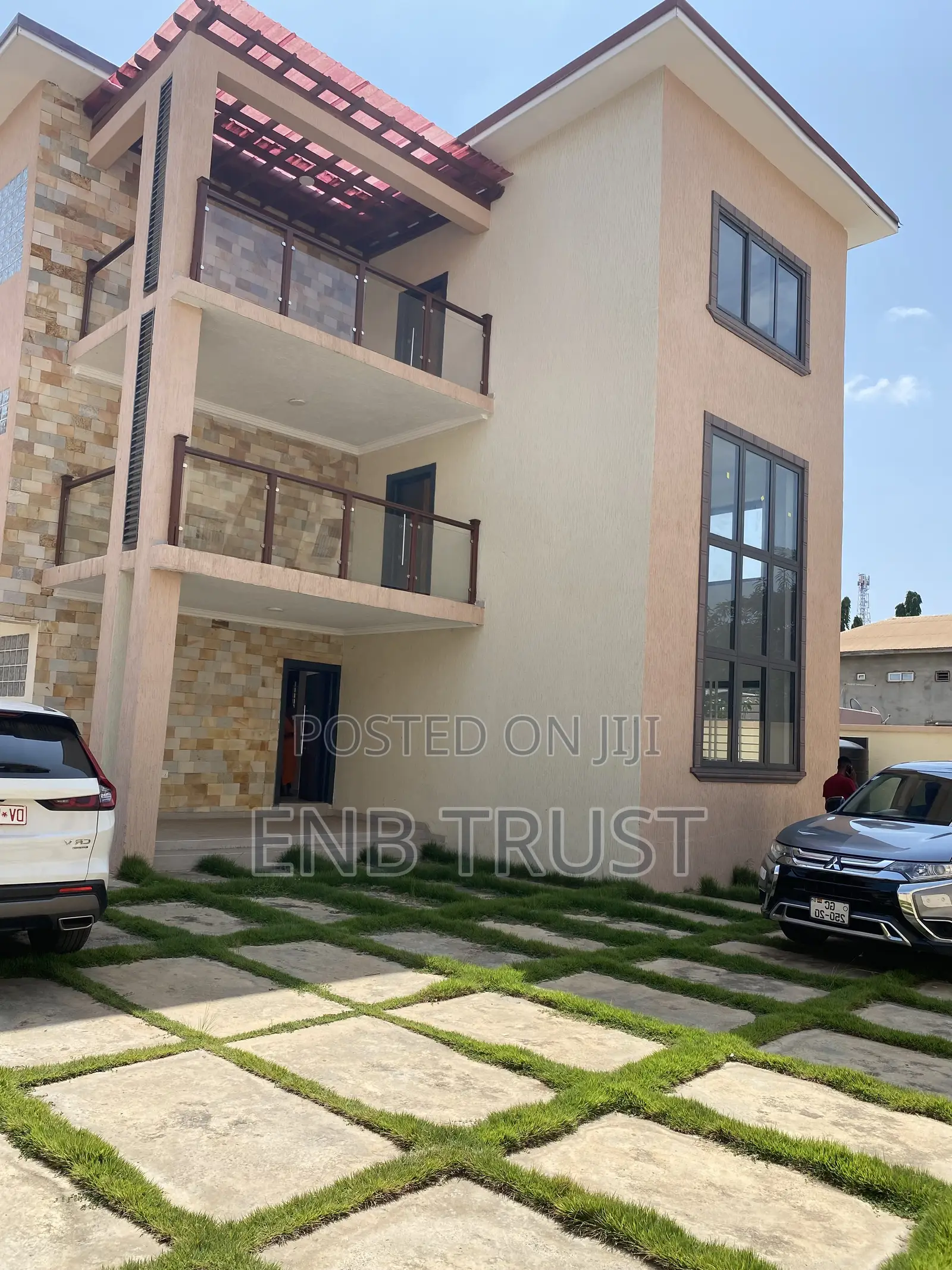 4bdrm Duplex in Achimota, Mile 7 for rent