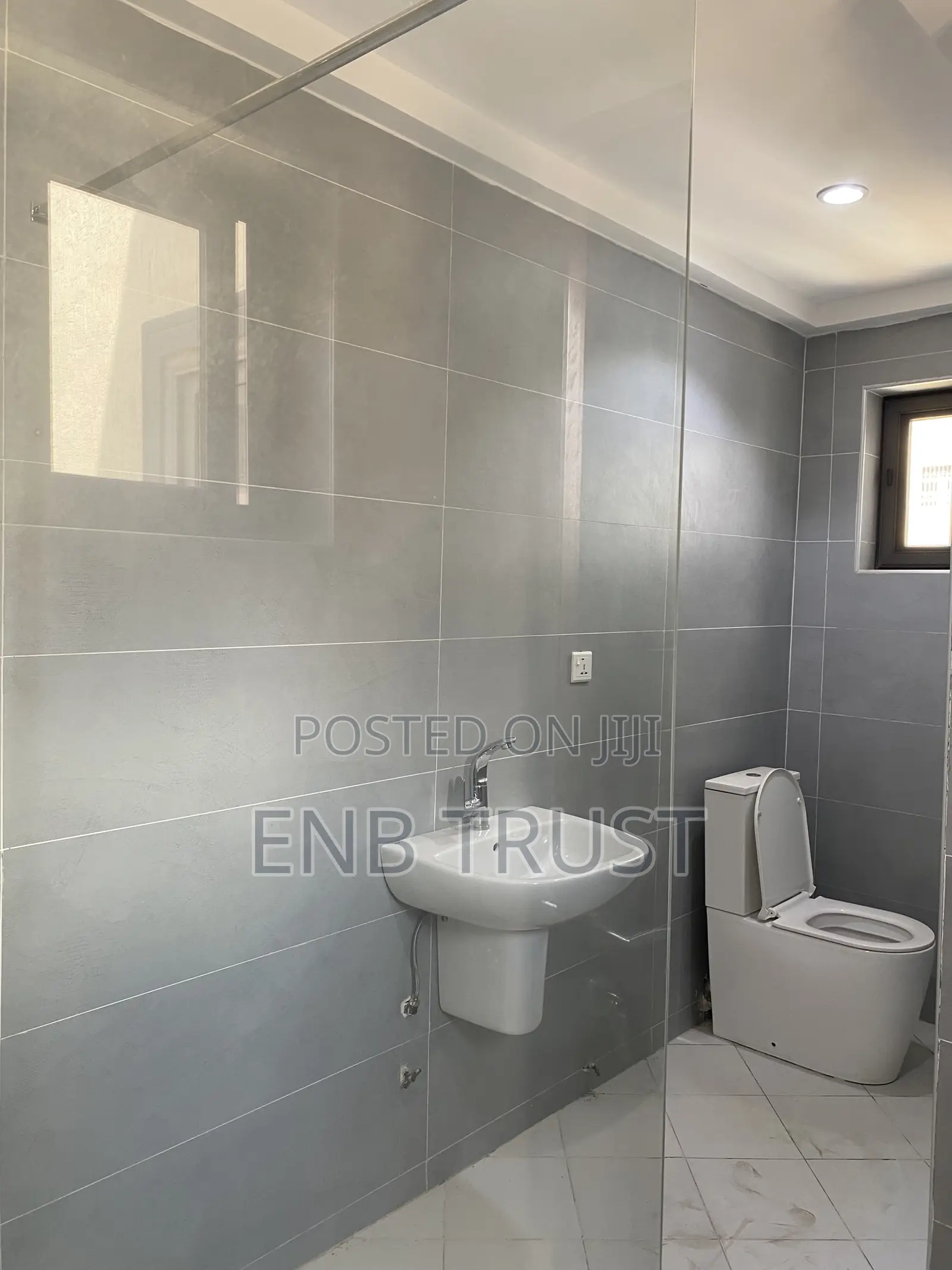 4bdrm Duplex in Achimota, Mile 7 for rent