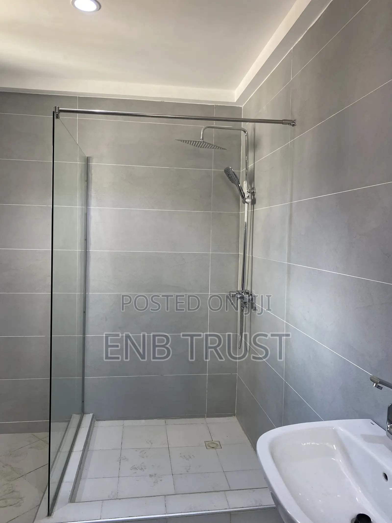 4bdrm Duplex in Achimota, Mile 7 for rent