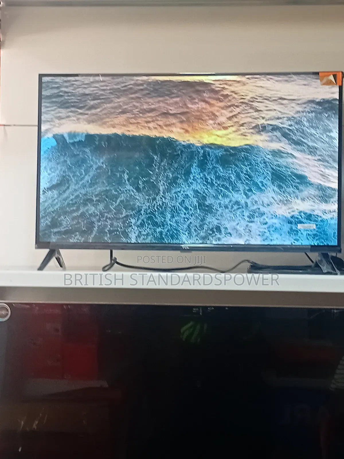 Experience Modern Design and Smart Tech on a 32" Android Tv