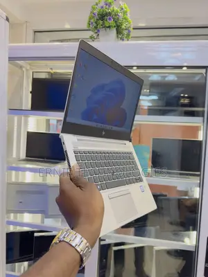 Laptop HP EliteBook 830 G6 8GB Intel Core i5 SSD 256GB