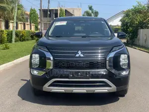 Mitsubishi Outlander SE 2022 Black