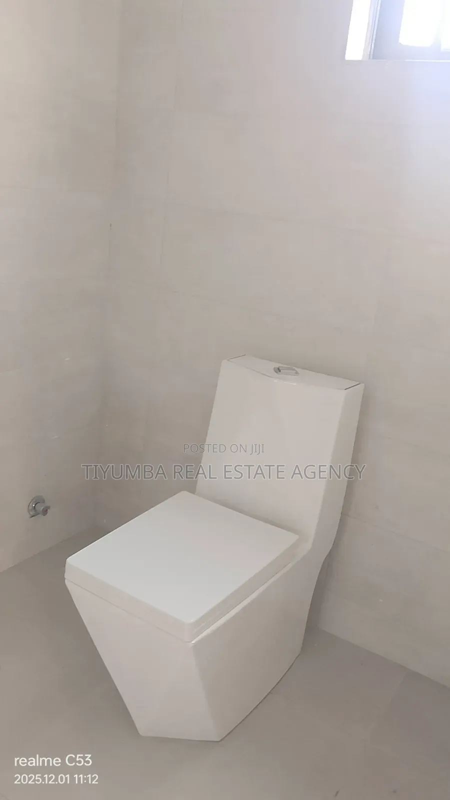 5bdrm Duplex in Tiyumba Agency, Haatso for sale
