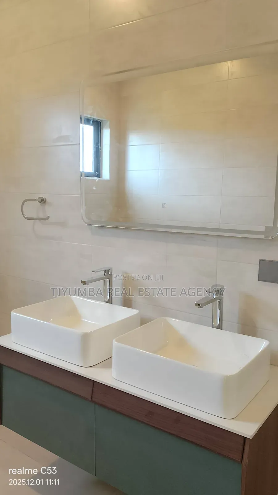5bdrm Duplex in Tiyumba Agency, Haatso for sale