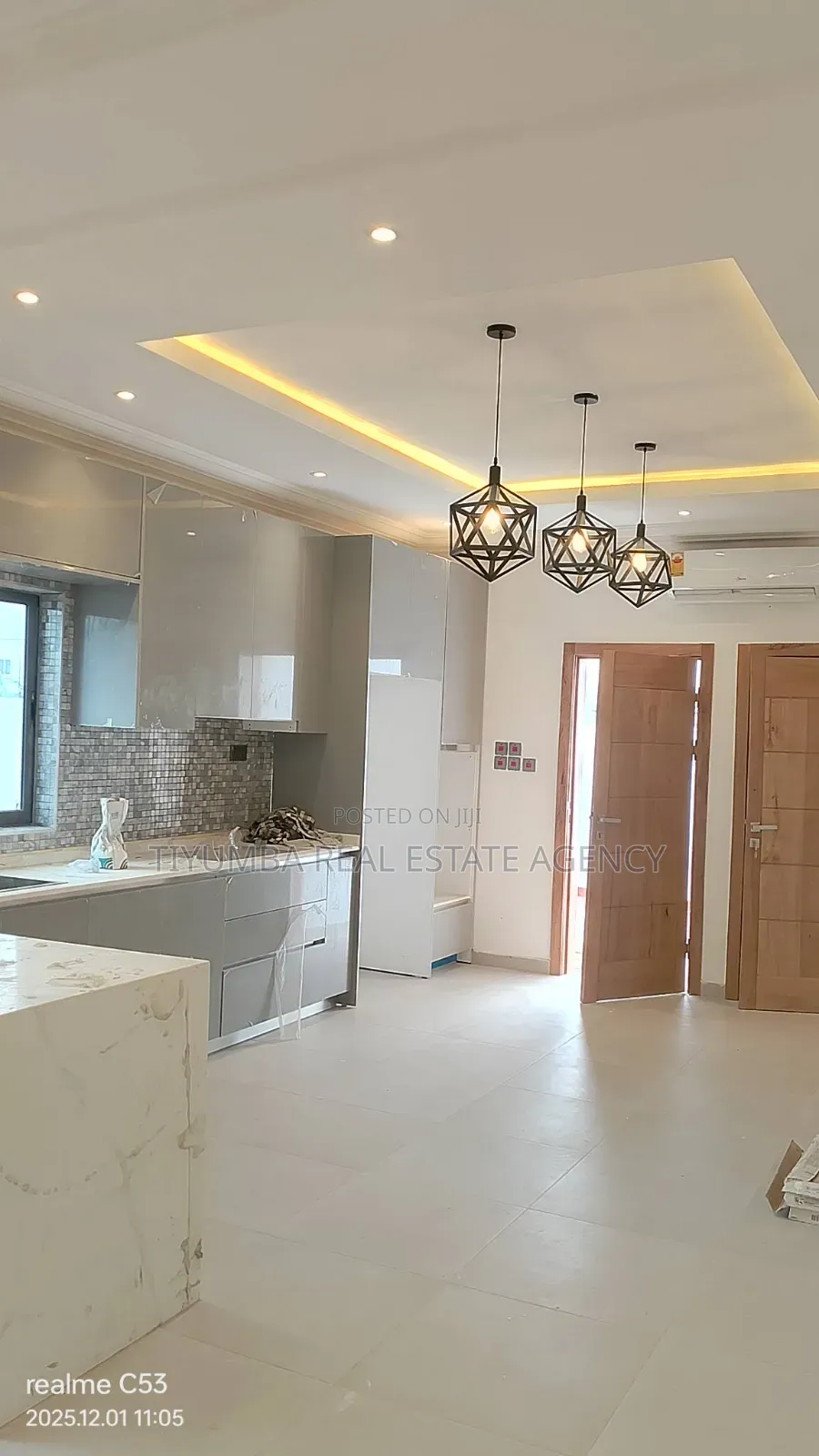 5bdrm Duplex in Tiyumba Agency, Haatso for sale