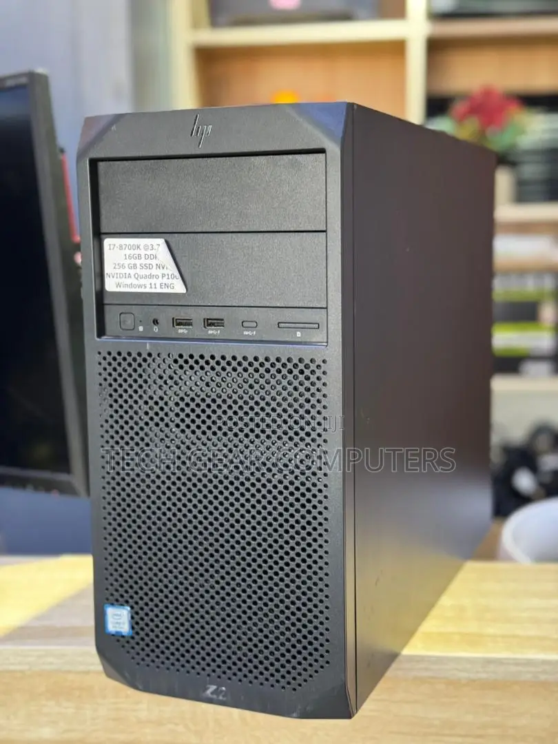 Desktop Computer HP Z2 G4 Tower 16GB Intel Core i7 SSD 256GB