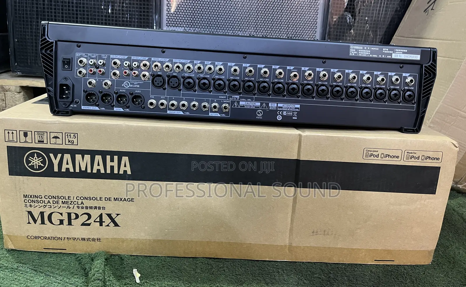 Yamaha Mgp24x 24-Channel Premium Mixing Console.