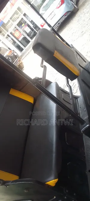 Bajaj RE 2022 Black