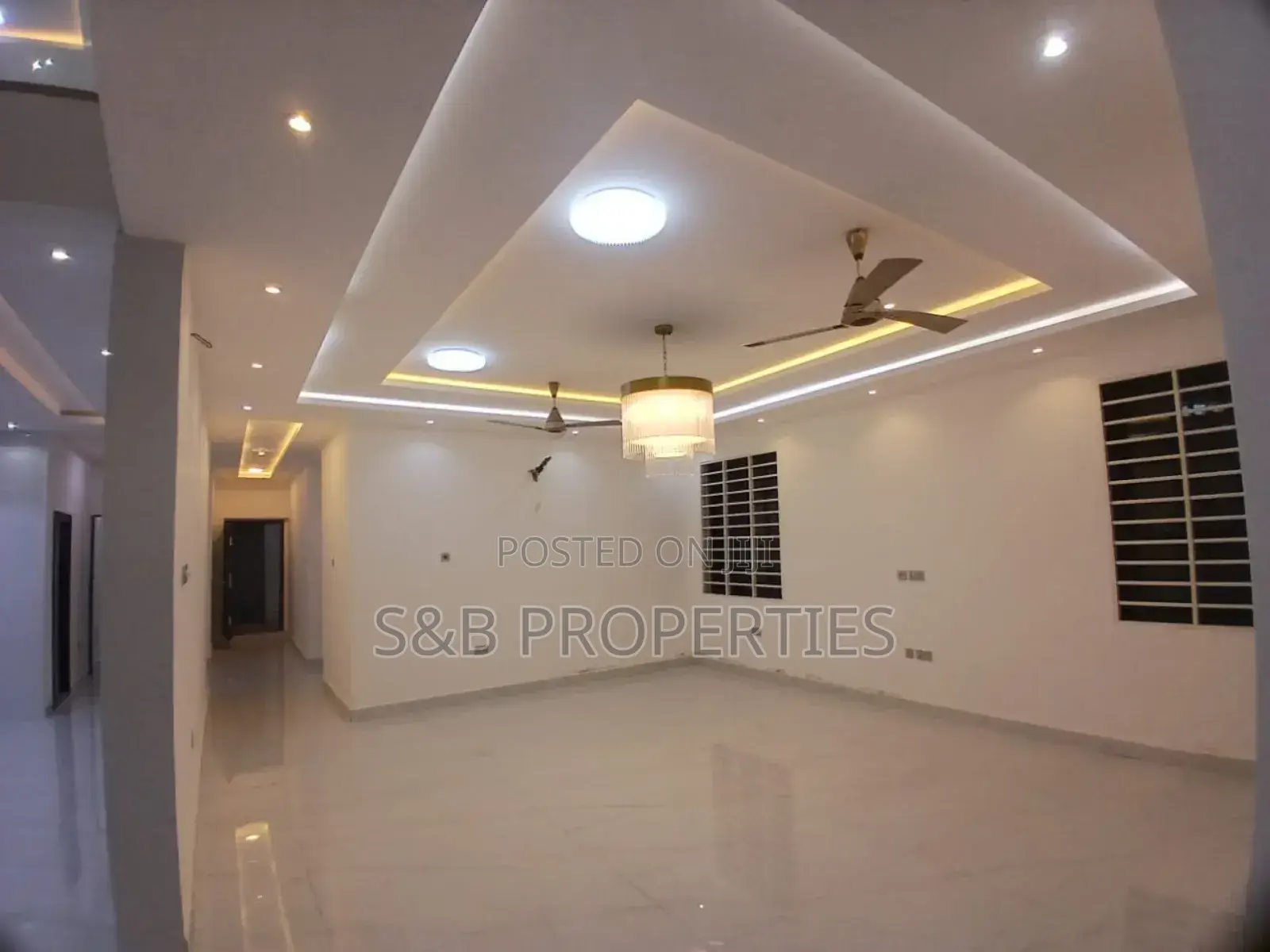 4bdrm House in Ashomang Estate for sale