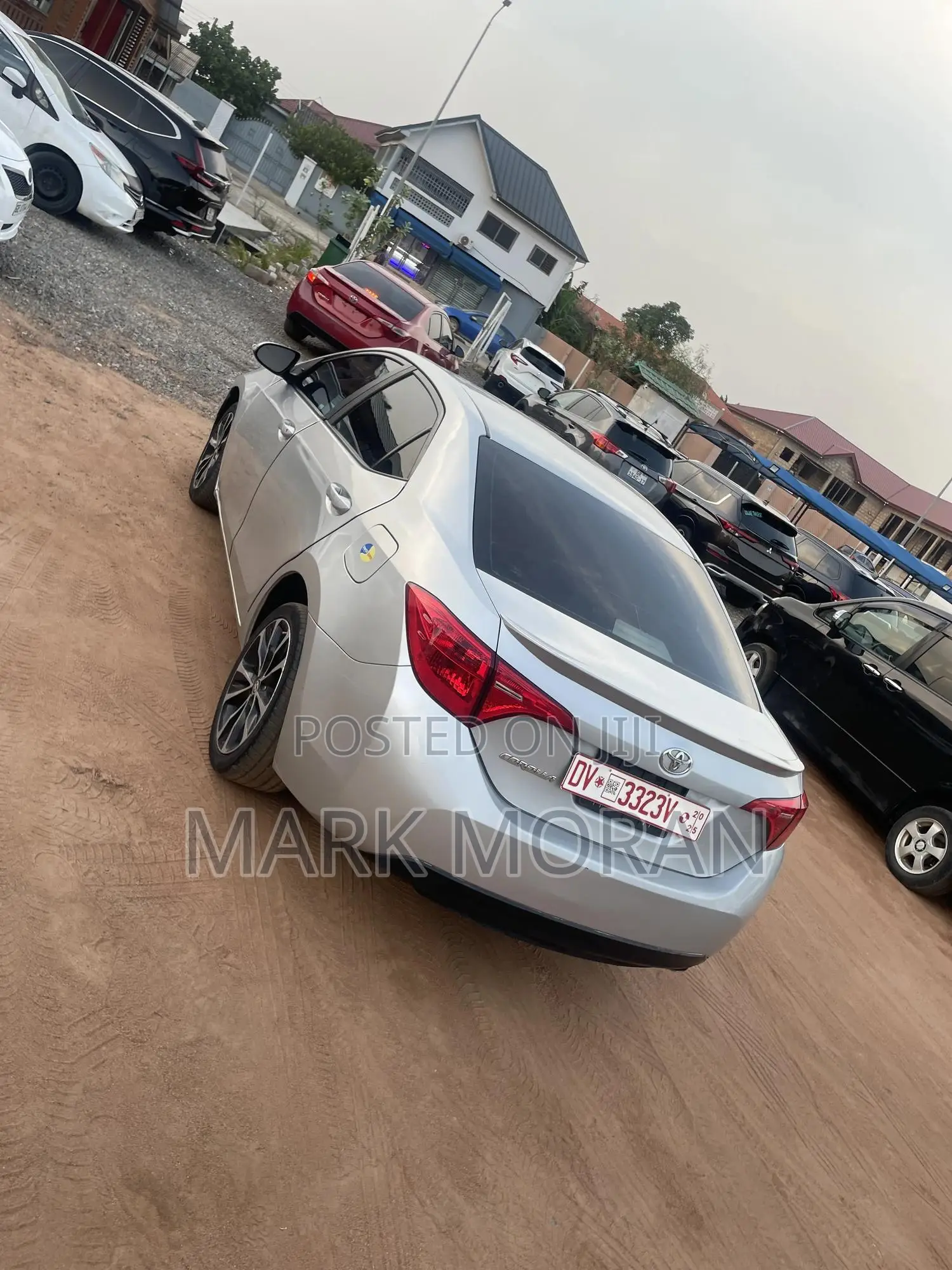 Toyota Corolla LE Eco (1.8L 4cyl 2A) 2019 Silver