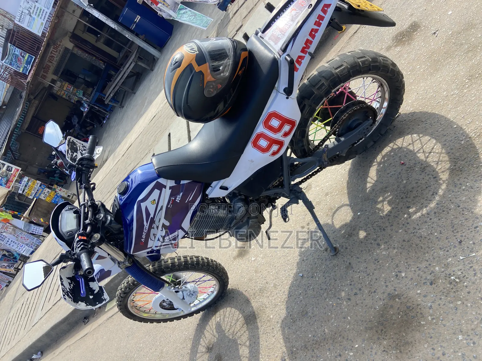 Yamaha 1999 White