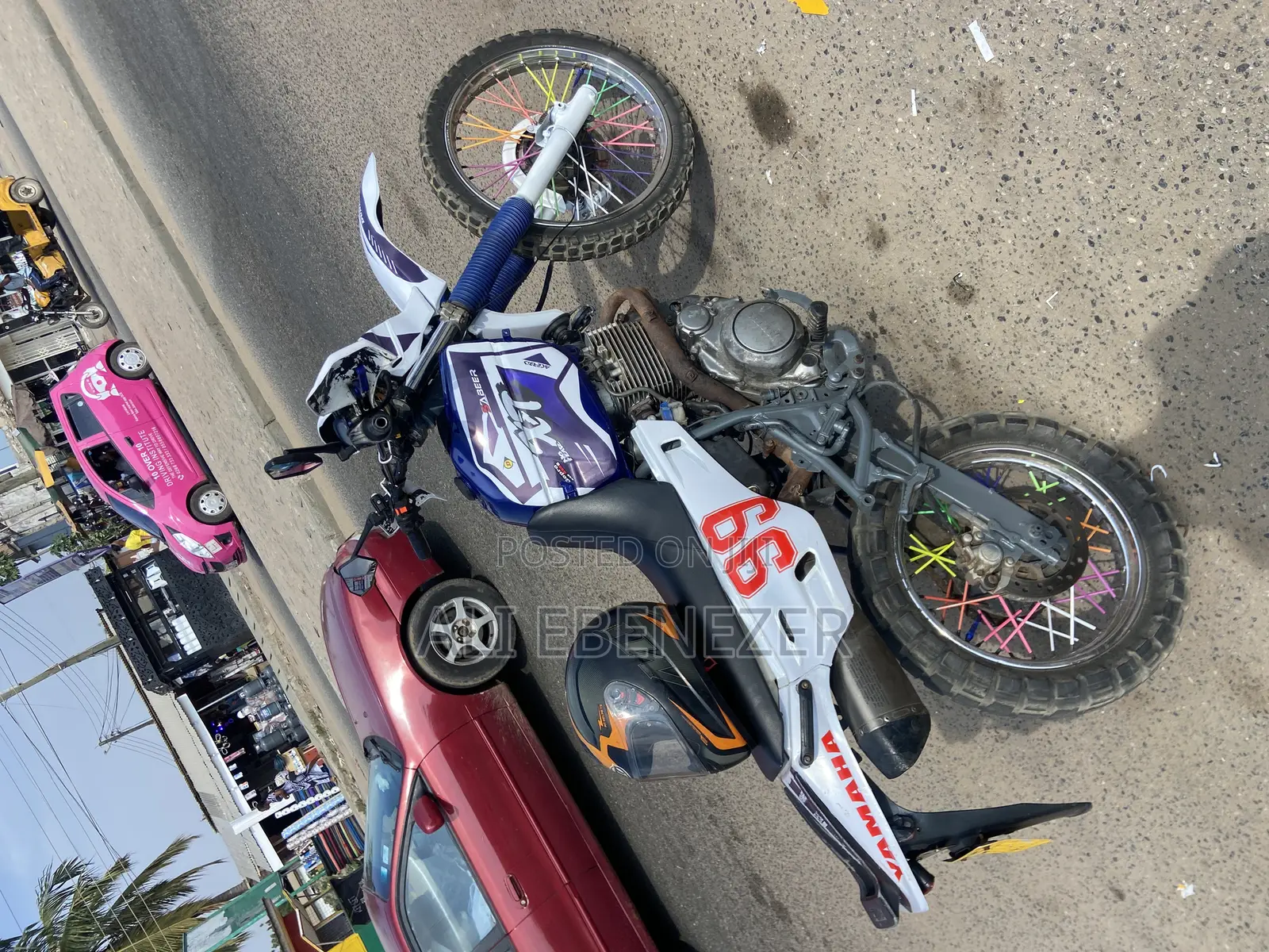 Yamaha 1999 White