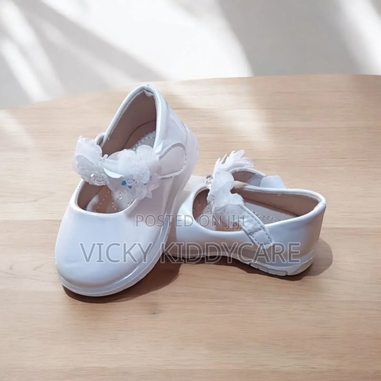 Lightening Casual Shoes