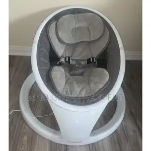 Munchkin Electric Baby Swing, Portable and Lightweight Bluetooth Swing