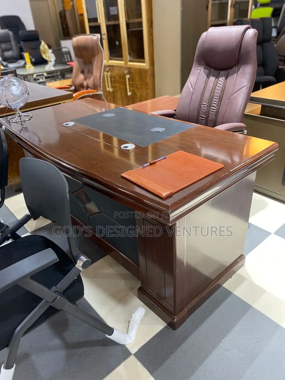 Strong and Well Grounded 1.6m Lshape Office Table
