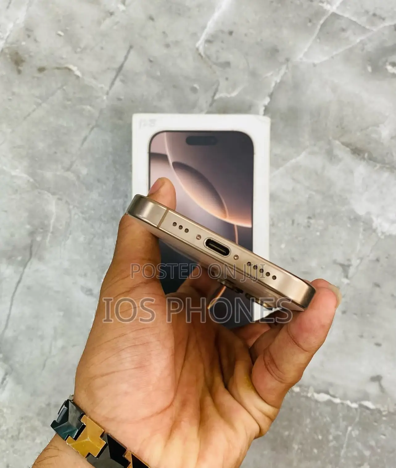 Apple iPhone 16 Pro 256 GB Gold