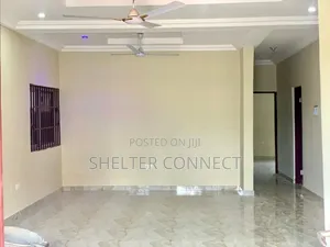 3bdrm House in Old Ashomang for sale