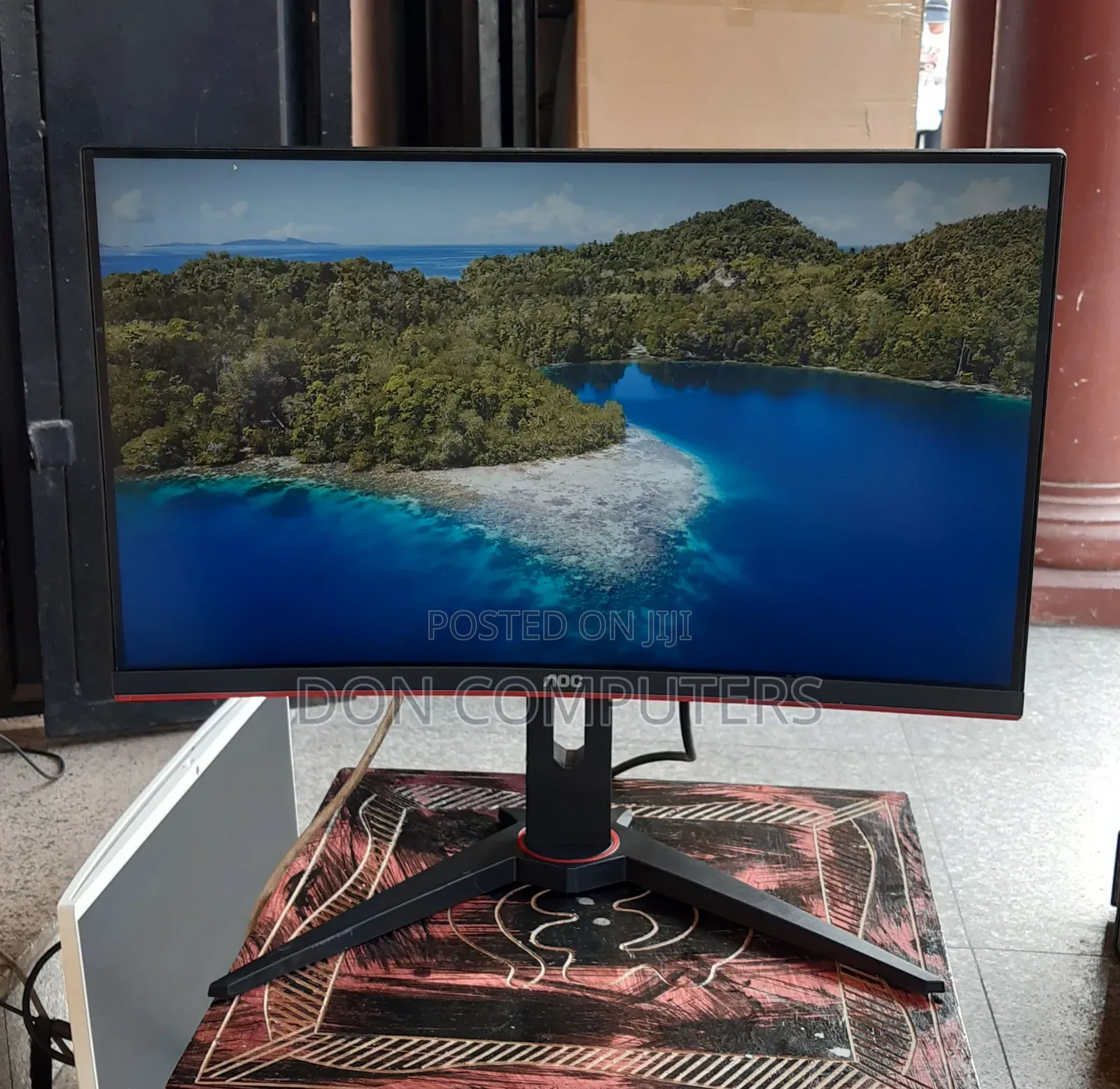 Aoc 24 Inches Curved Edgeless Gaming Monitor