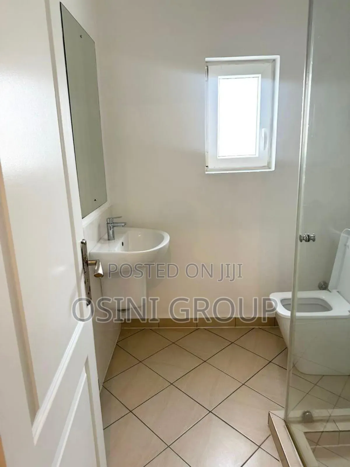 4bdrm Villa in Addy Villas, East Legon for rent