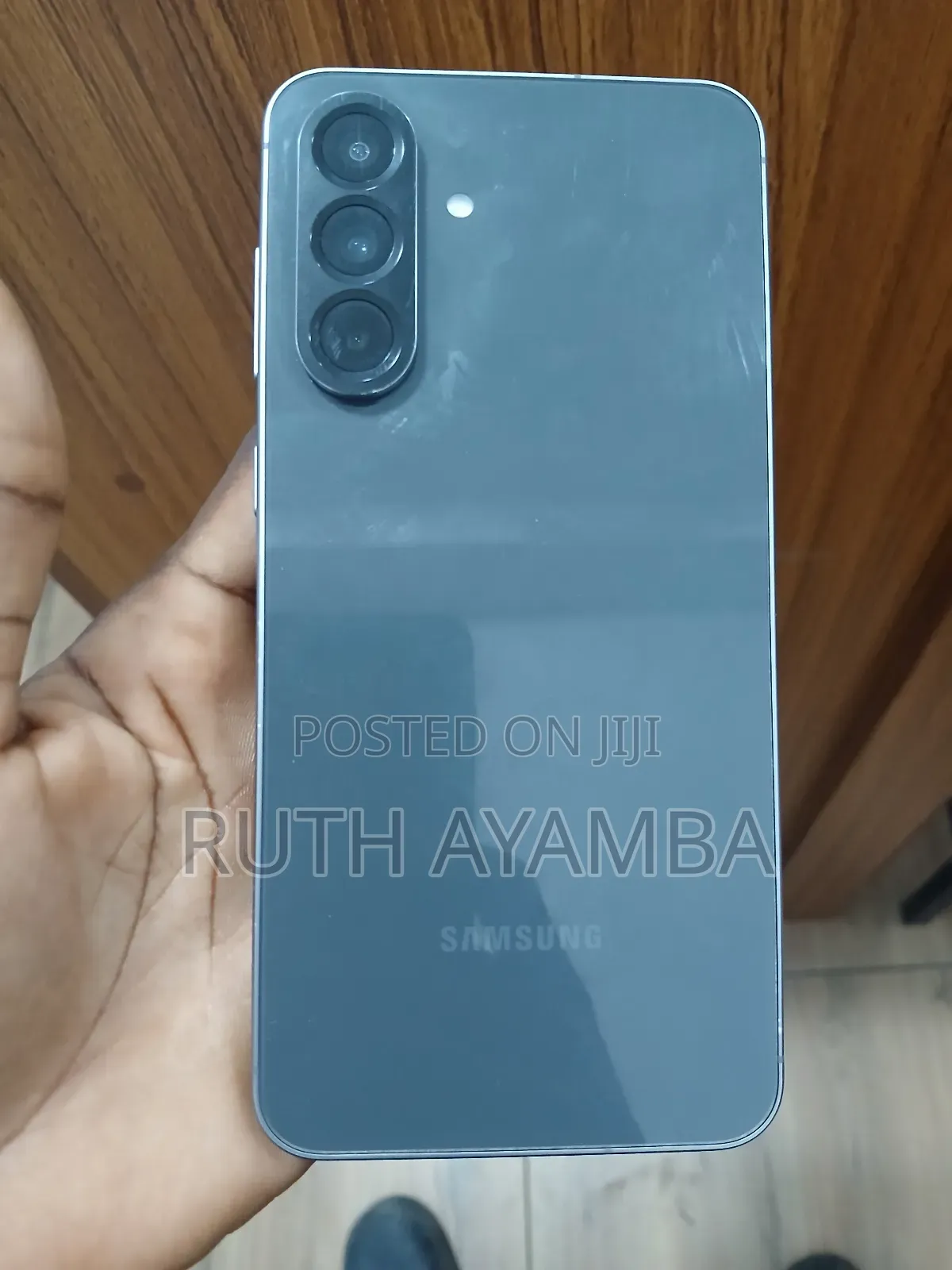 New Samsung Galaxy A56 128 GB Gray