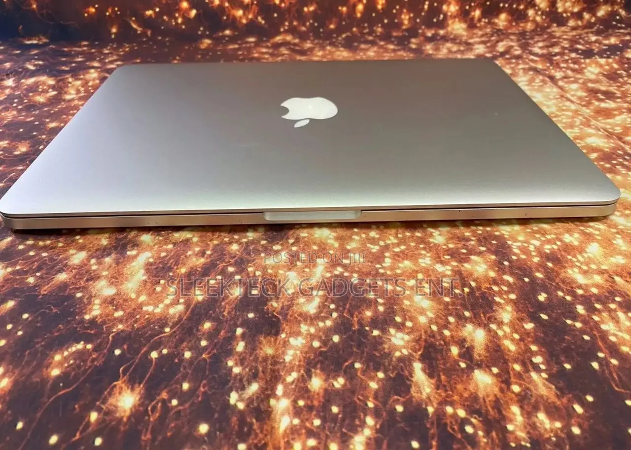 Laptop Apple MacBook Pro 8GB Intel Core i5 SSD 256GB