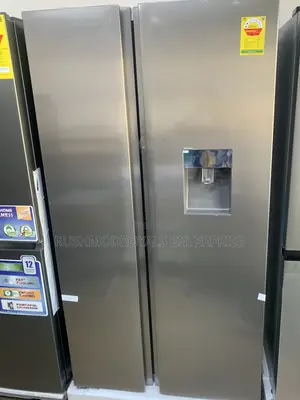 The 607l TCL P520sbn: Spacious Storage, Sleek Design