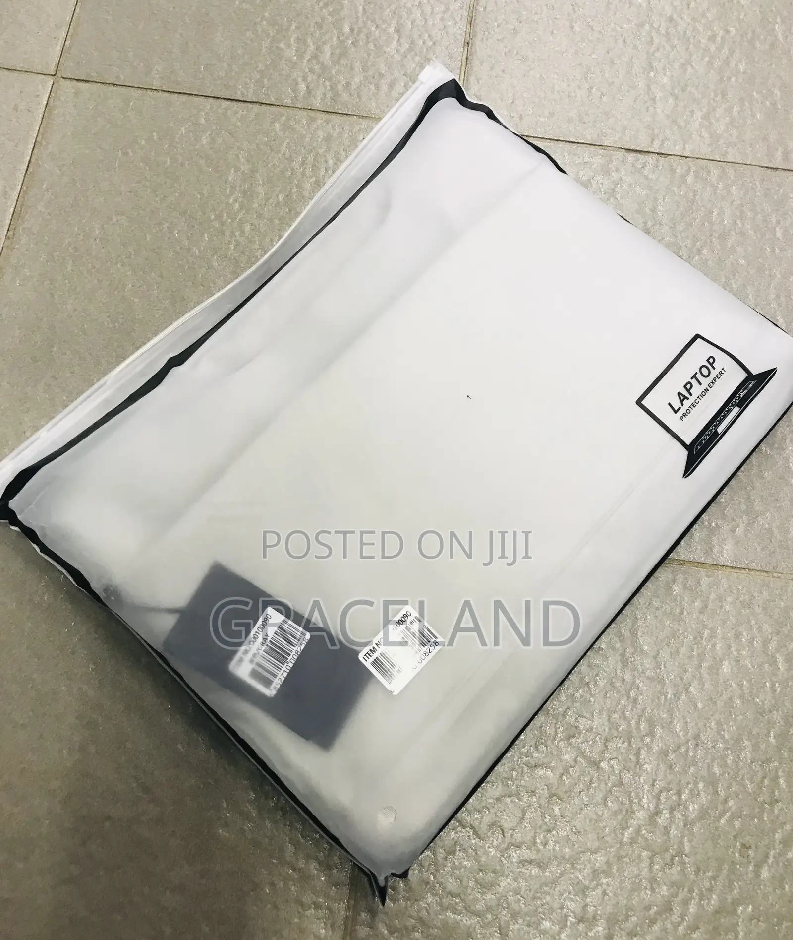 This Is Original Apple Macbook Pro-Air Macbook Bag 13-14 Inch Length.