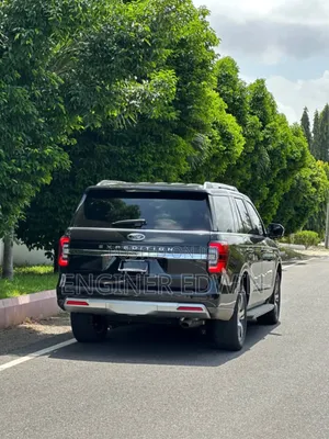 Ford Expedition Max 2022 Black