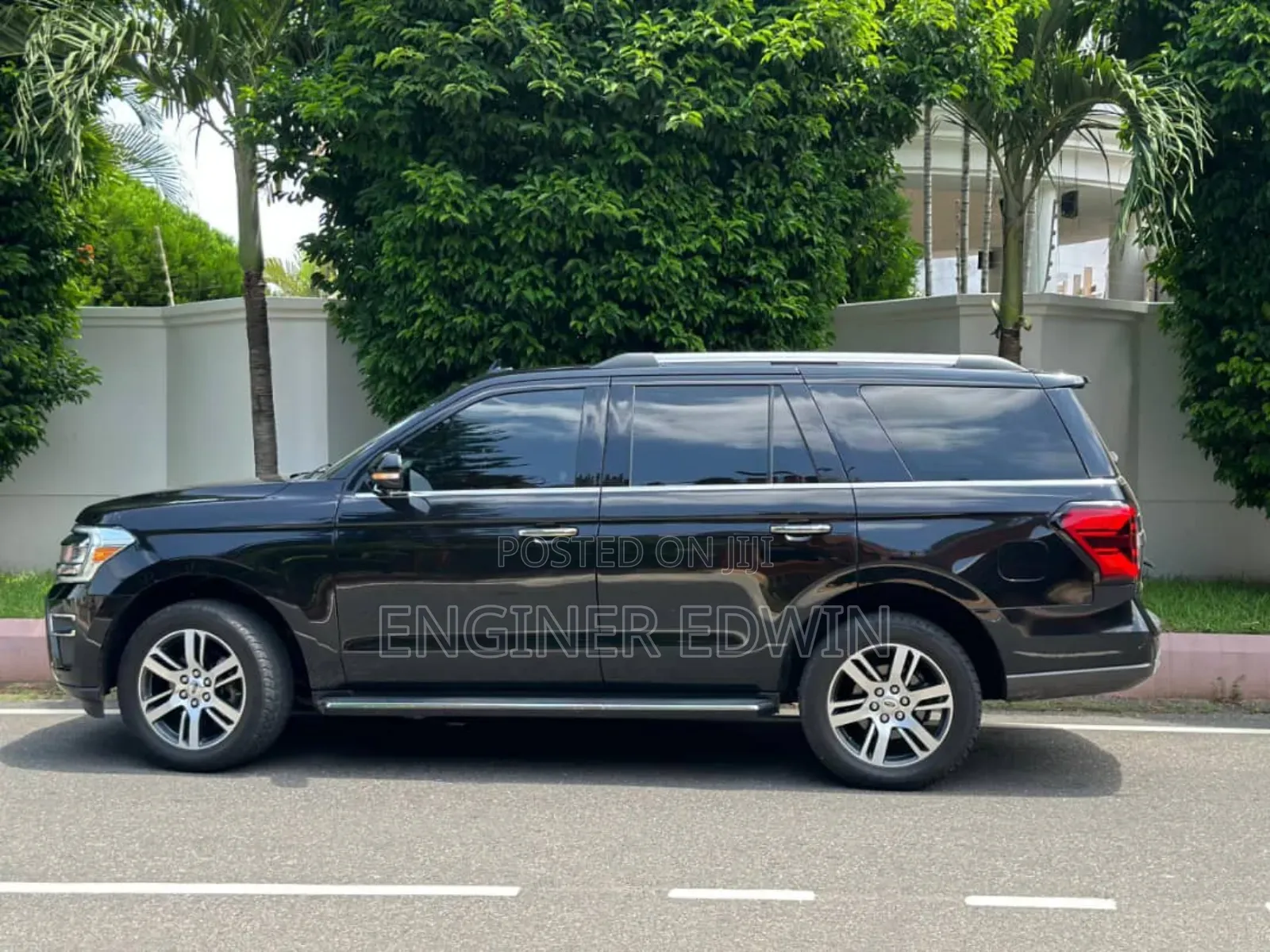 Ford Expedition Max 2022 Black