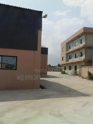 2000 SQM Warehouse With Office Complex