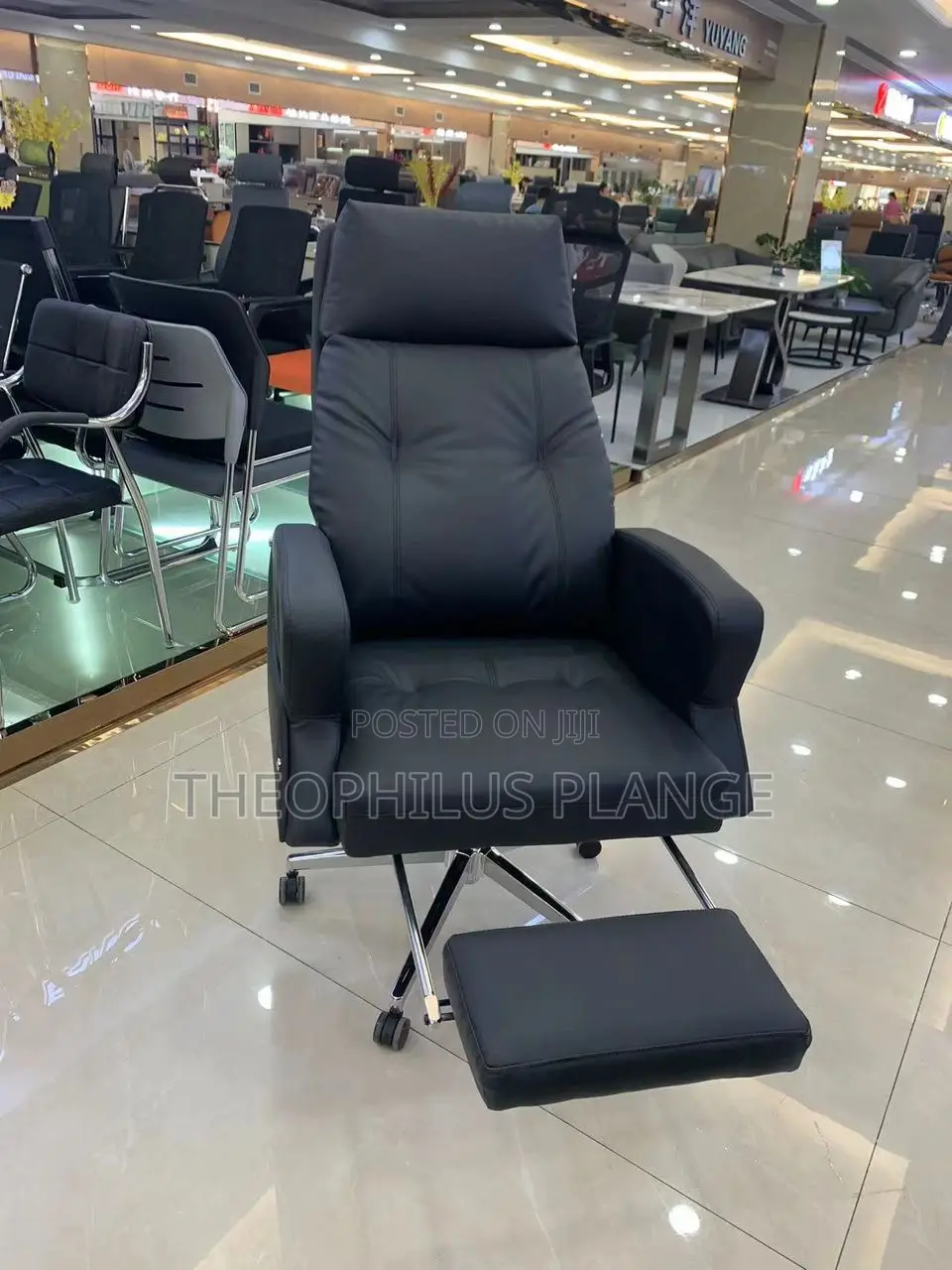 Black Ceo Office Chair / Ergonomic Swivel Chair