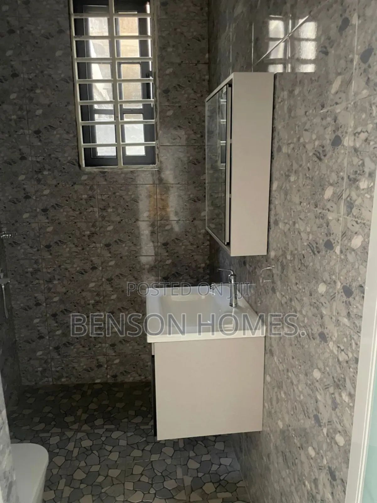 1bdrm Apartment in Lashibi for rent