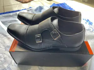 Men Black Shoe