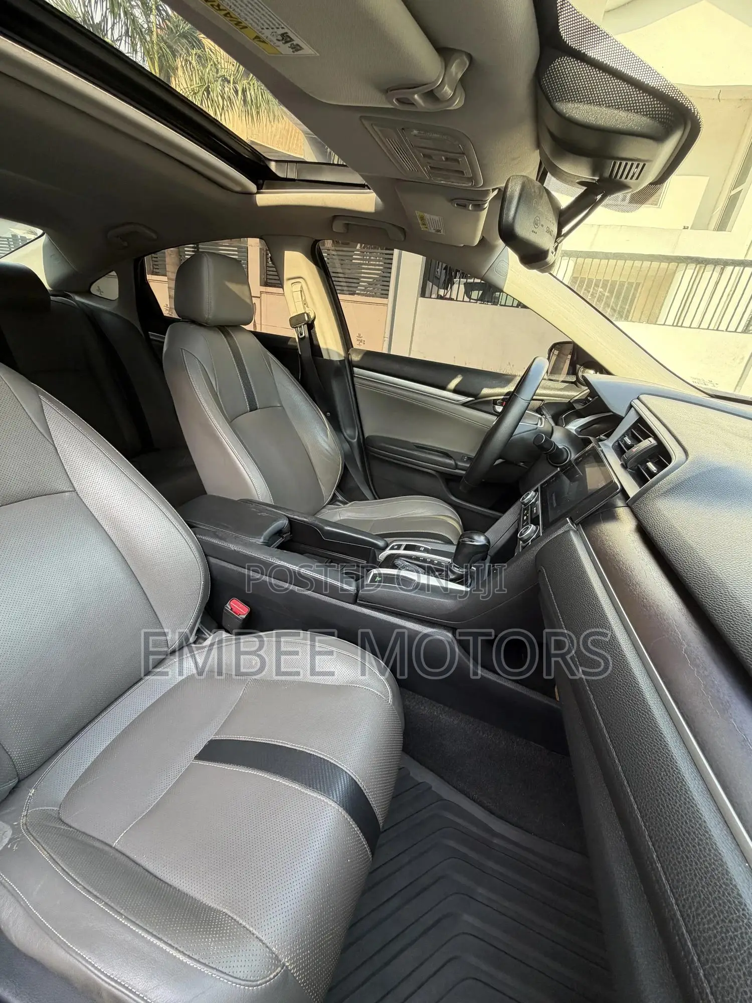 Honda Civic Touring 4dr Sedan (1.5L 4cyl) 2017 Black