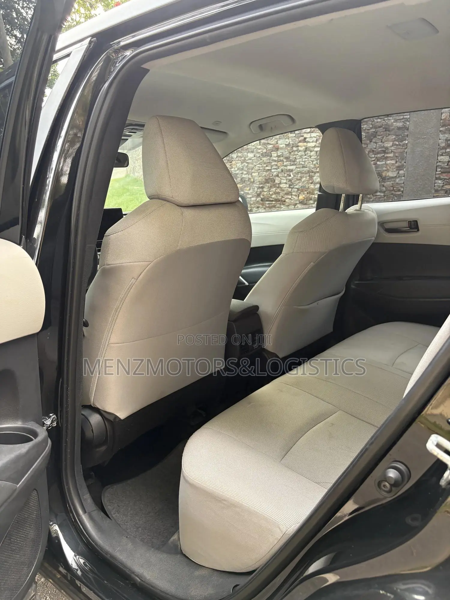 New Toyota Corolla Cross LE 2023 Black