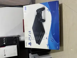 Ps4 Slim 1 Terabyte With Box and Accessories